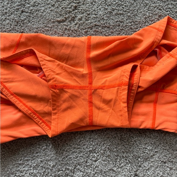 LULULEMON - Speed Up Low-Rise lined shorts 2.5”
Highlighter Orange - Picture 6 of 7